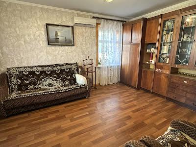 квартира по адресу Добровольского просп., 83