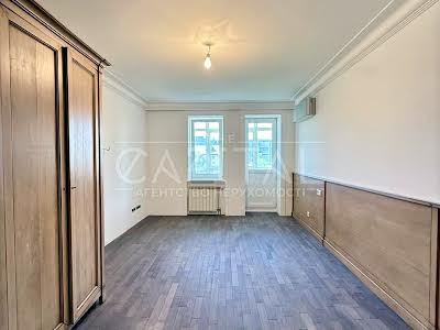 квартира за адресою Юрківська вул., 28