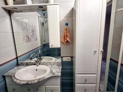 квартира за адресою Здолбунівська вул., 13