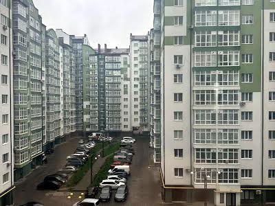 квартира за адресою Височана вул., 18