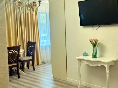 квартира за адресою Звіринецька вул., 65