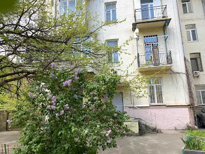 квартира по адресу Шота Руставели ул., 33-Б
