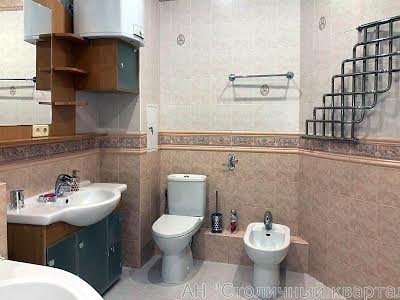 квартира за адресою Старонаводницька вул., 4-В