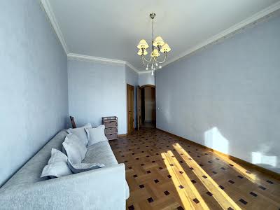 квартира за адресою Дмитрівська вул., 13а
