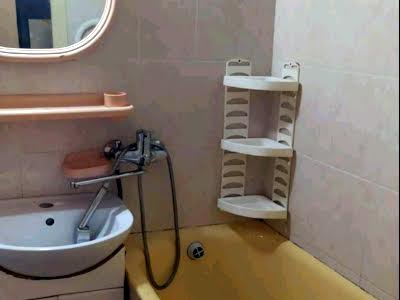 квартира за адресою Дніпровська вул., 98
