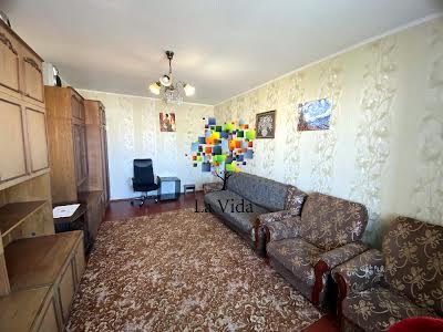 квартира за адресою Олімпійська вул., 10