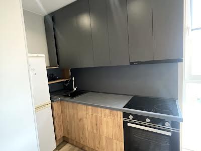 квартира за адресою Степана Рудницького вул. (Академіка Вільямса), 6