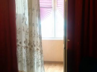 кімната за адресою Мілютенка вул., 18