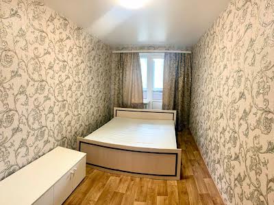 квартира за адресою Героїв просп., 11
