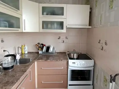 квартира за адресою Молодіжна вул., 15/1
