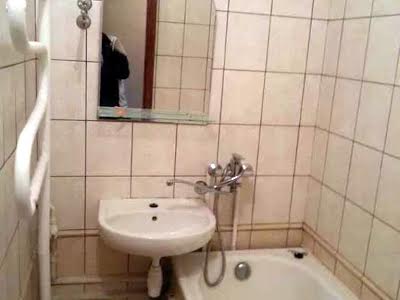 квартира за адресою Ольжича вул., 18