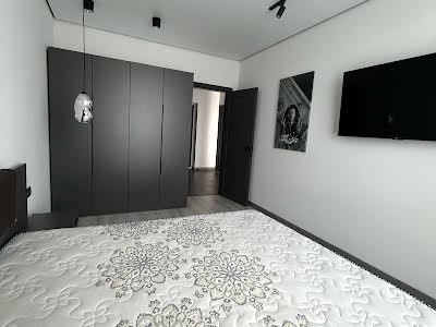 квартира по адресу Олександра Олеся ул., 5а