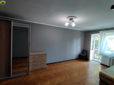 квартира по адресу Варненская ул., 19/3