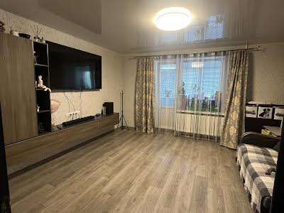 квартира за адресою Сержанта Волкова вул., 37