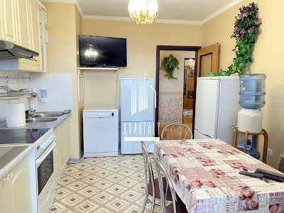 квартира по адресу Ивана Пулюя ул., 1-А