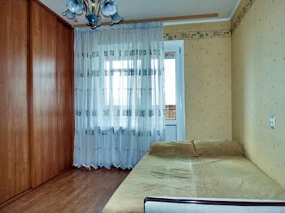квартира по адресу Ревуцкого ул., 42