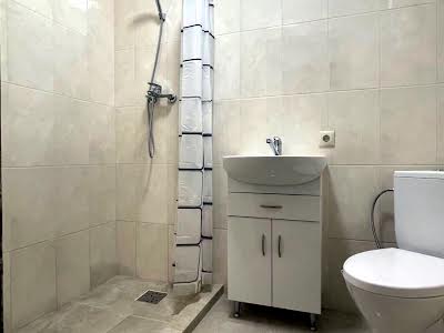 квартира по адресу Парижской Коммуны ул., 4