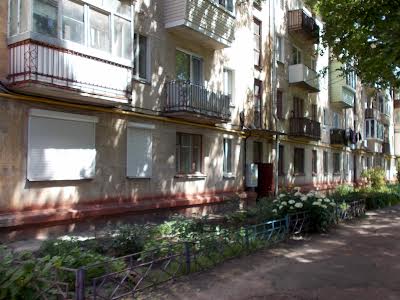 квартира за адресою Льотна вул. (Червоногвардійська), 4