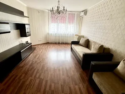 квартира за адресою Олени Пчілки вул., 5