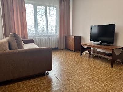 квартира по адресу Анны Ахматовой ул., 43