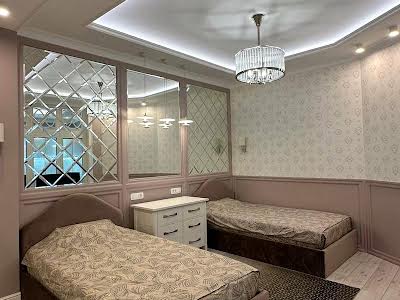 квартира за адресою Бернардацці вул., 2а