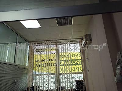 коммерческая по адресу Соборности просп. (Воззʼєднання), 7а