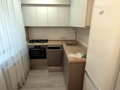 квартира за адресою Роганська вул., 146