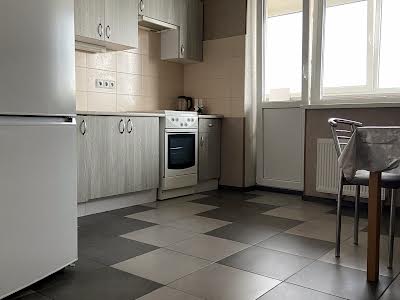 квартира за адресою Набережна вул., 6-Г