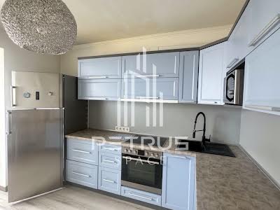 квартира за адресою Михайла Гришка вул., 8