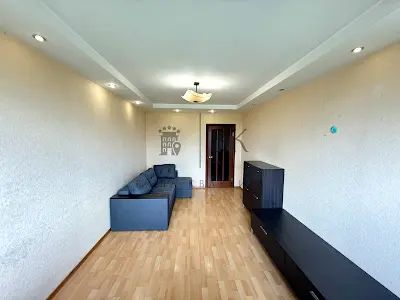 квартира за адресою Романа Ратушного вул. (Волгоградська), 17