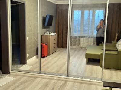 квартира за адресою Сергія Данченка вул., 28-Б