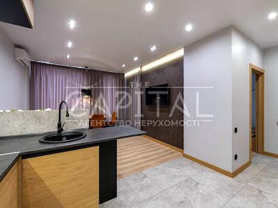 квартира за адресою Регенераторна вул., 4 к15