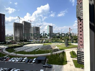 квартира за адресою Віктора Некрасова вул. (Північно-Сирецька), 8