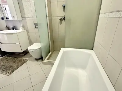квартира за адресою Леонтовича вул. (Бєлінського), 16