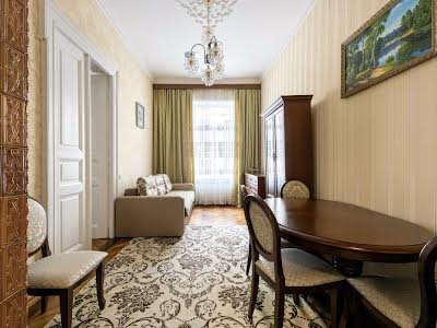 квартира за адресою Пекарська вул., 35