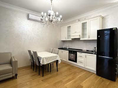 квартира за адресою Джона Маккейна вул. (Івана Кудрі), 7