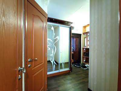 квартира за адресою Водопійна вул., 19