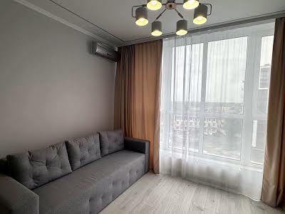 квартира за адресою Центральна вул., 21