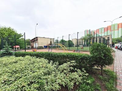 квартира за адресою Михайла Донця вул., 2-Б