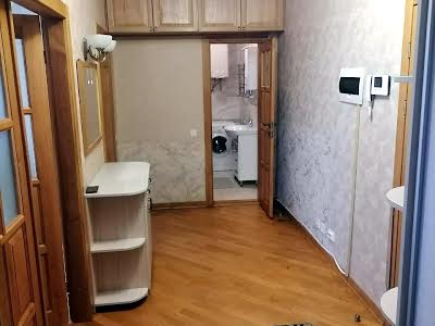 квартира за адресою Нагірна вул., 15
