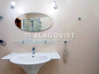 квартира за адресою Старонаводницька вул., 6-Б
