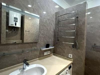 квартира за адресою Отрадна вул., 13