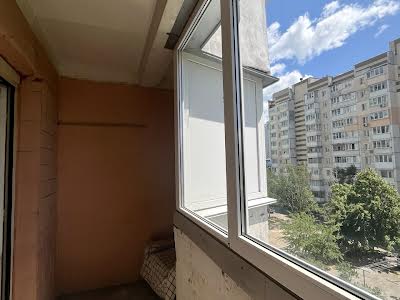 квартира за адресою Милославська вул., 19-А