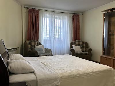 квартира за адресою Шота Руставелі вул., 25