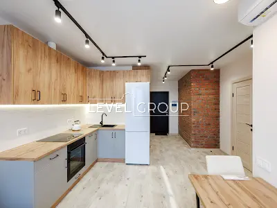 квартира за адресою Віктора Некрасова вул. (Північно-Сирецька), 10