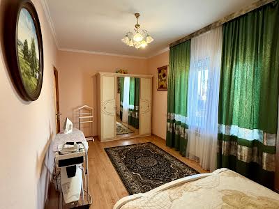 будинок за адресою Озерна