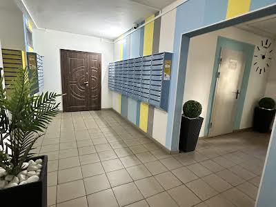 квартира за адресою Вишняківська вул., 2