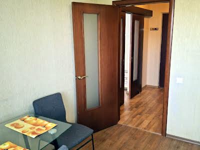 квартира за адресою Машинобудівників вул., 17 а