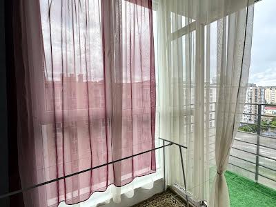 квартира за адресою Співдружності вул., 7