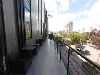 коммерческая по адресу Берестейский просп. (Победы), 53